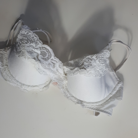 Victoria Secret white lace trim bra